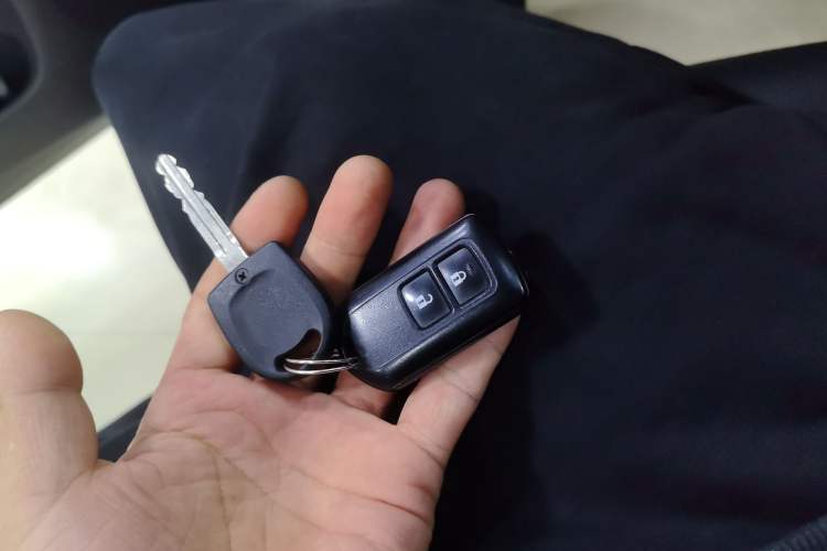 Used Toyota YARiS L Zhi Xuan 2021 X-Trail 1.5L CVT Luxury Edition Vehicle Key