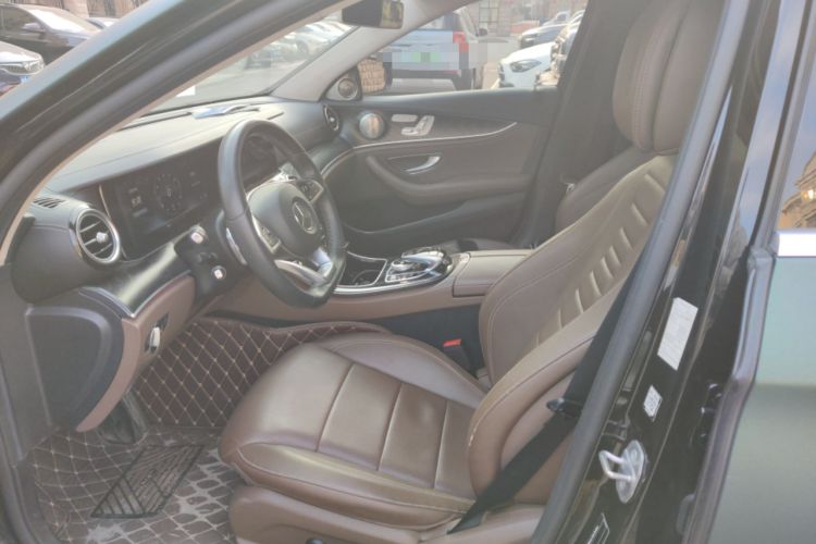 Used Mercedes-Benz E-Class 2017 E 300 L Sporty and Stylish Model