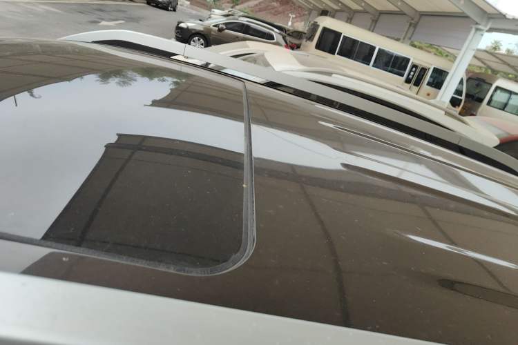 Used Dongfeng Aeolus AX7 2016 2.0L Automatic Zhiyi Trim