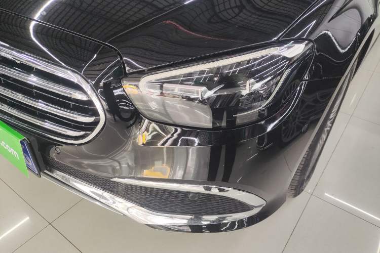 Used Mercedes-Benz E-Class 2023 Restyled E 300 L Sport Luxury Edition Left Front Headlight