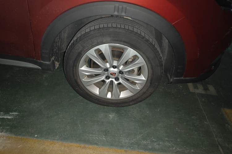 Used Roewe RX5 2016 20T Two-Wheel Drive Manual Flagship Edition
