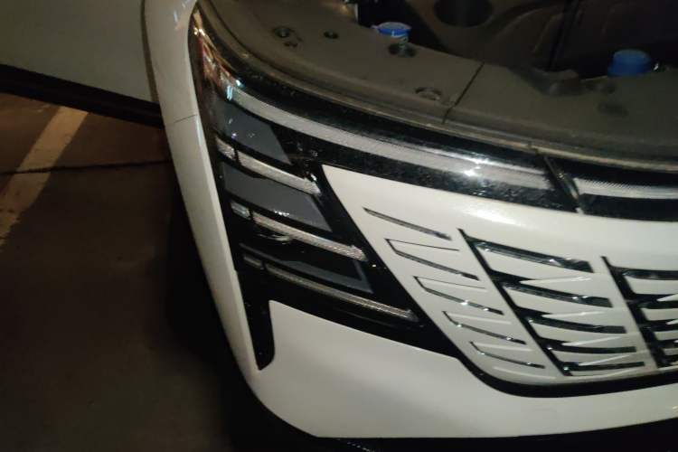 Used Changan CS75 PLUS 2025 Model, 4th Generation 1.5T New Blue Whale Smart Excellence Version