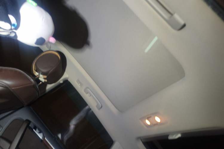 Used Audi Q7 2015 35 TFSI Sport Edition Headliner