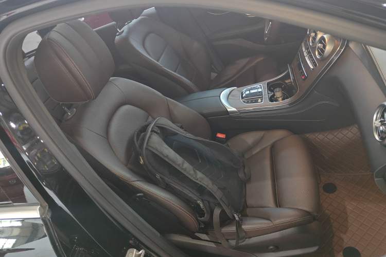 Used Mercedes-Benz GLC 2021 GLC 260 L 4MATIC Luxury Model Right Front Seat