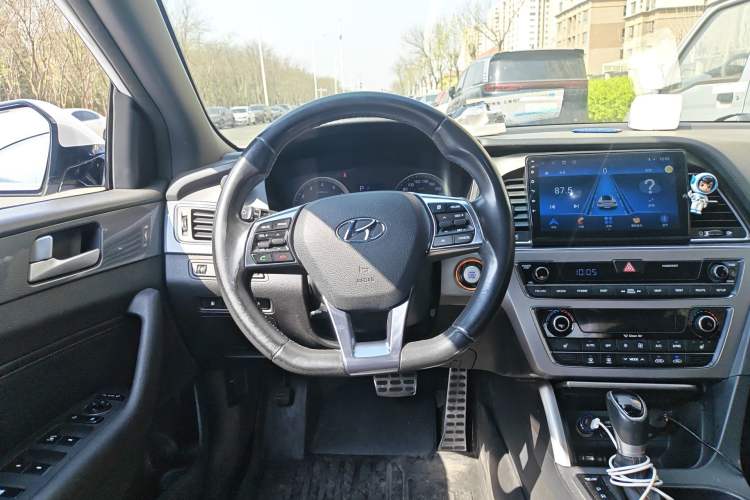 Used Hyundai Sonata 2015 1.6T GLS Smart Model
