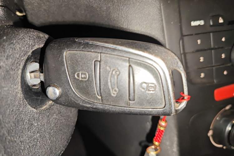 Used Citroen C4L 2014 1.8L Intelligent Drive Automatic Enjoyment Model
