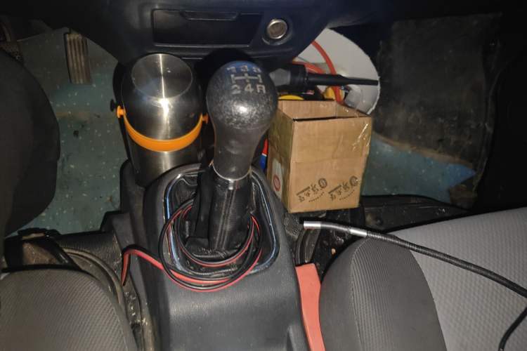 Used CHANGAN KAICHENG Ruixing M60 2019 1.5L Business Model China V Emission Standard 6-Seater 4G15S Gear Lever