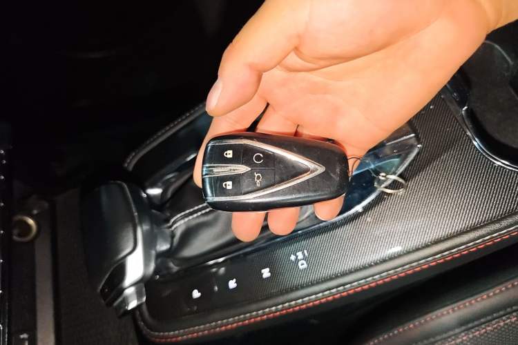 Used CHANGAN OSHAN X5 2021 1.5T DCT Prestige Edition Vehicle Key