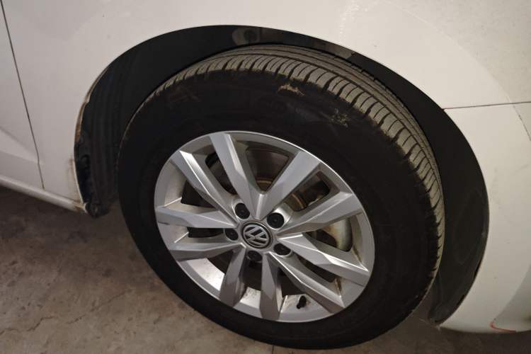 Used Volkswagen Touran 2018 Volkswagen Touran L 280TSI DSG Comfort Edition 7 Seats China V Emission Standard
