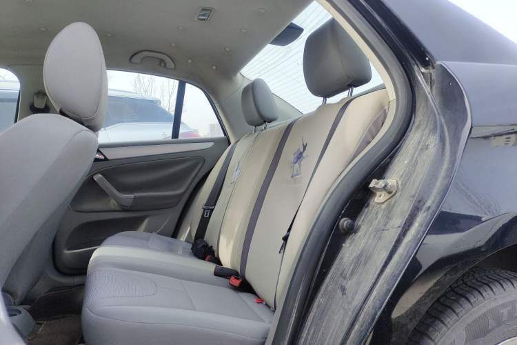 Used Volkswagen Bora 2011 1.6L Manual Fashion Edition
