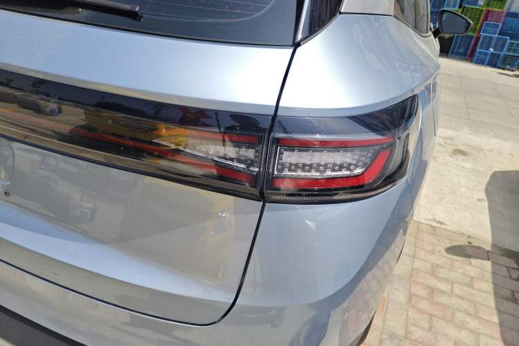 Used Volkswagen ID.4 X 2023 Pure Smart Edition Right Rear Taillight