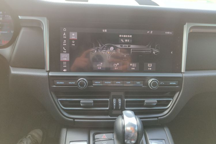 Used Porsche Macan 2018 Macan 2.0T Audio And AC Panel