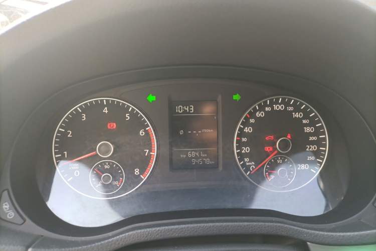 Used Volkswagen Passat 2014 1.4TSI Manual Luxury Edition
