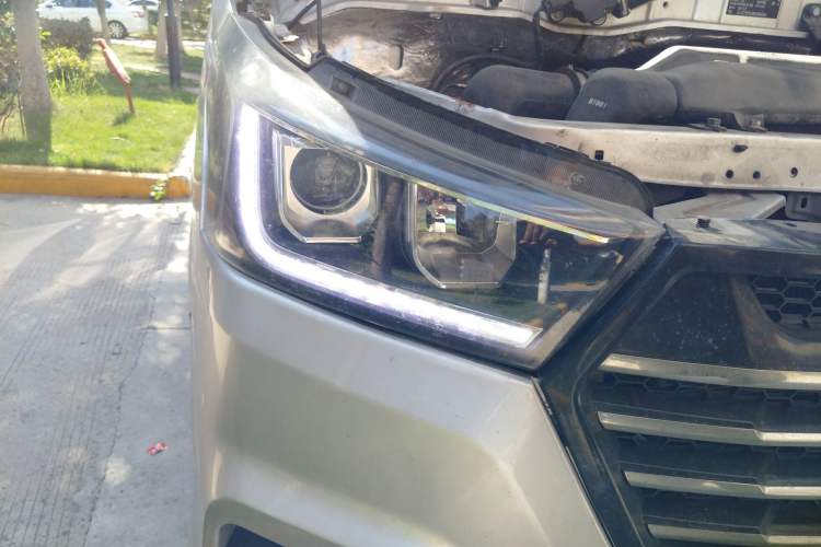 Used Foton Scenic G5 2021 2.0L Gasoline Commercial Version 5-Seater Multi-Purpose Passenger Vehicle 1TZS