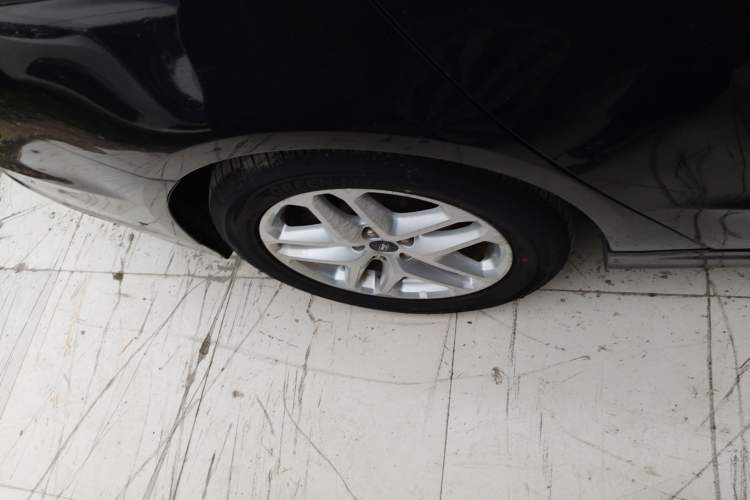 Used Ford Mondeo 2013 1.5L GTDi180 Fashion Edition Right Rear Wheel Hub