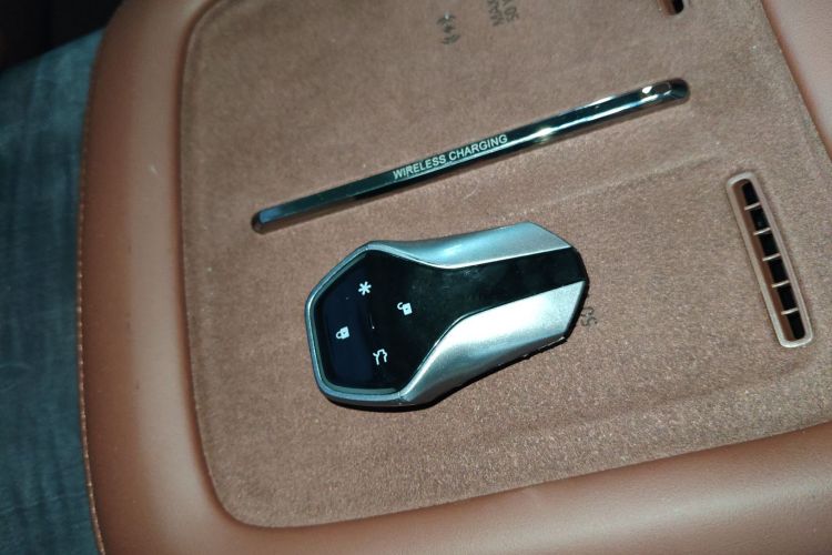 Used Hyptec HL 2025 Model Revised 350 Max Six-Seater LiDAR Edition
