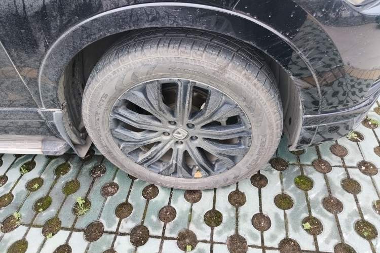 Used Honda Breeze 2021 240TURBO CVT Two-Wheel Drive Phantom Night Edition Right Front Wheel Hub