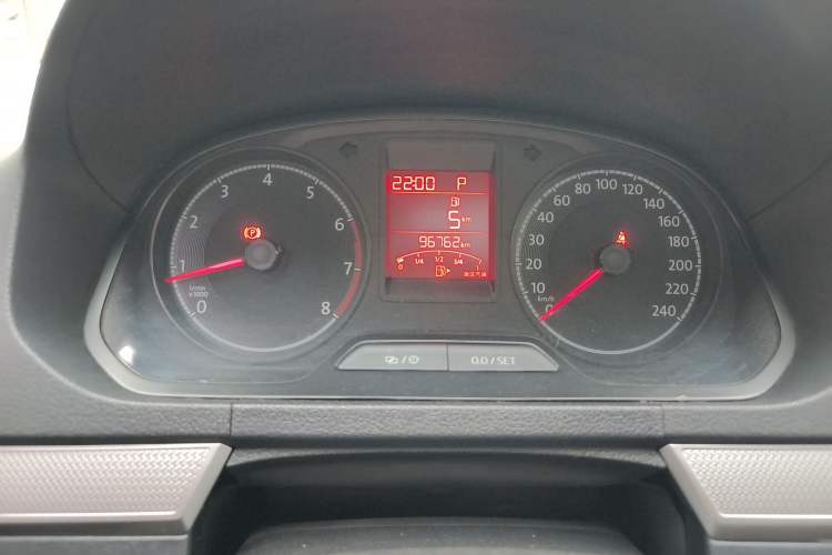 Used Volkswagen Jetta 2019 Dream Edition 1.5L Automatic Comfort Version Instrument Cluster