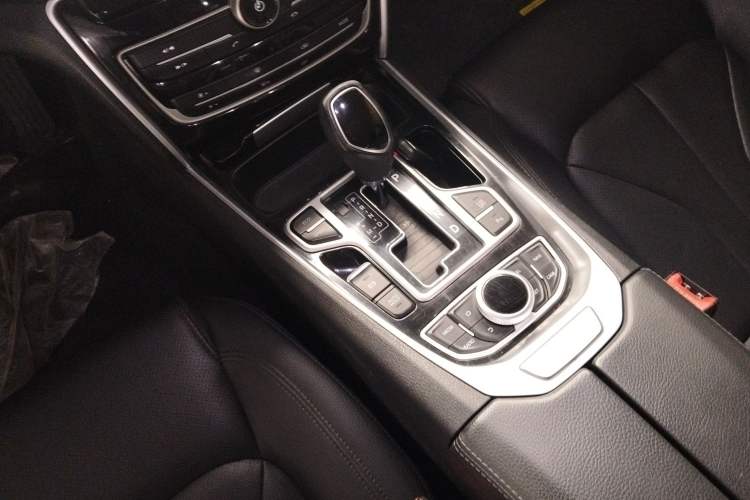 Used Geely Auto Emgrand GT 2017 2.4L Luxury Model Gear Lever