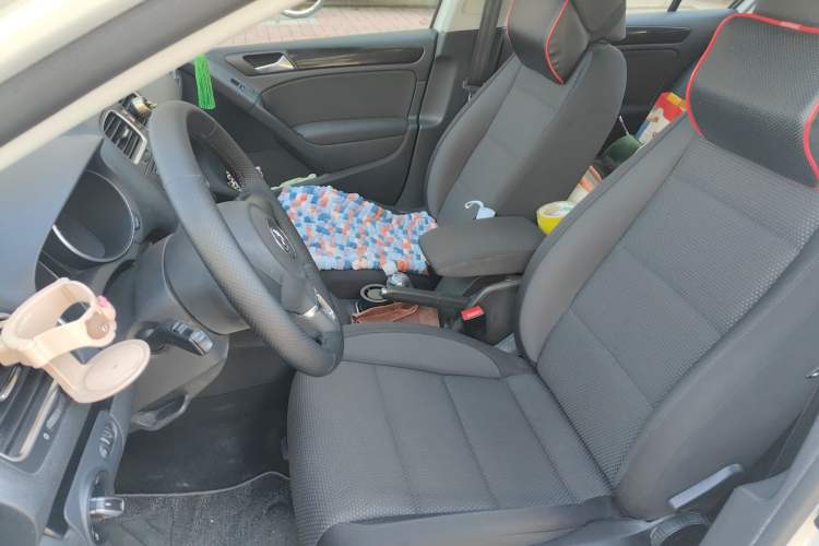 Used Volkswagen Golf 2012 1.6L Automatic Comfort Model Left Front Seat