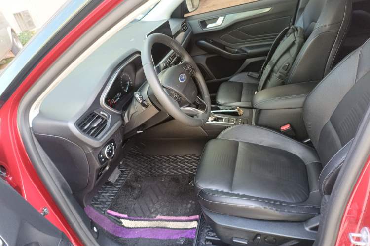 Used Ford Focus Active 2020 EcoBoost 180 Automatic Titanium Edition