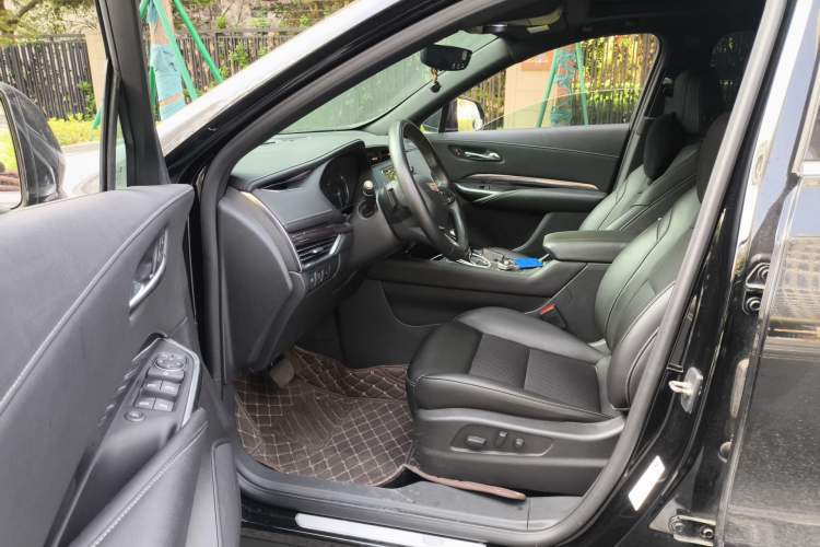 Used Cadillac XT4 2020 Revised Version 28T Two-Wheel Drive Tech Edition
