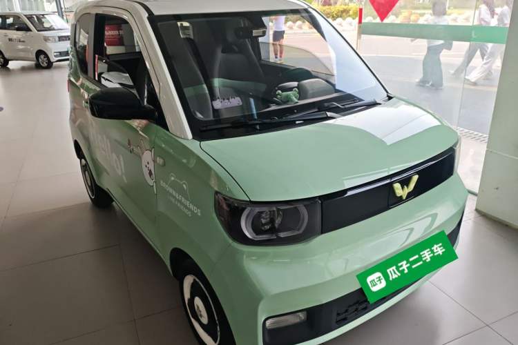 Used Wuling Hongguang MINIEV 2021 Macaron Sandwich Model 170 km Lithium Iron Phosphate