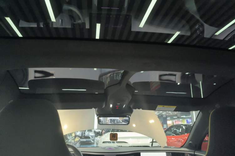 Used Avatr 11 2023 Harmony 90-degree Rear-wheel Drive Edition Headliner