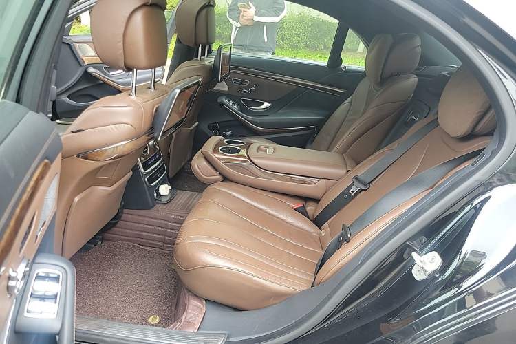 Used Mercedes-Benz S-Class 2014 S 400 L HYBRID Left Rear Seat