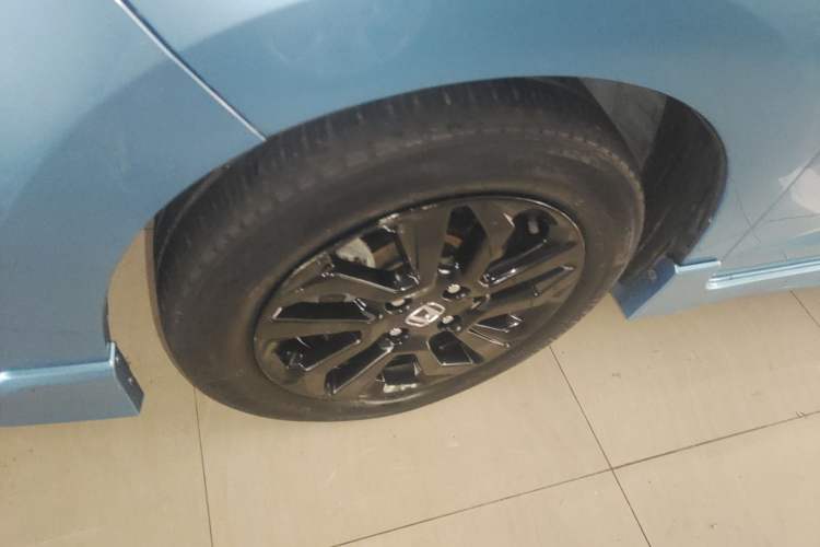 Used Honda Fit 2018 1.5L CVT Trendy Run+ Edition Left Front Wheel Hub