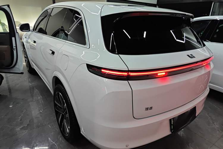 Used Li Auto L7 2023 Pro Model
