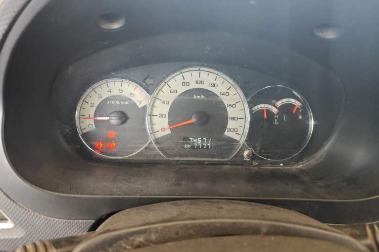 Used Wuling Hongguang 2014 1.2L S Comfort Model China IV
