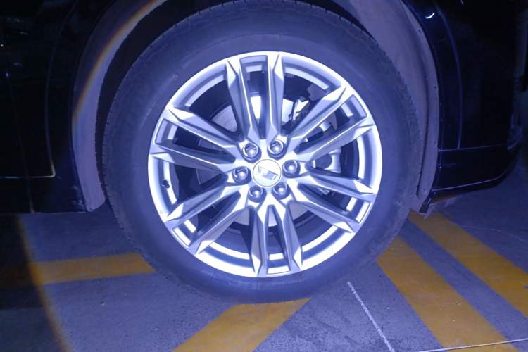 Used Cadillac XT6 2022 2.0T 7-Seater Four-Wheel Drive Luxury Version
