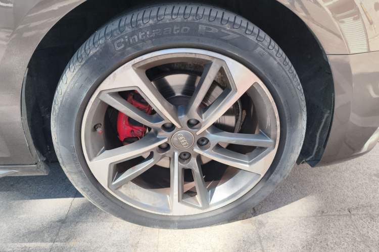 Used Audi A4L 2017 Plus 40 TFSI Sport Model
