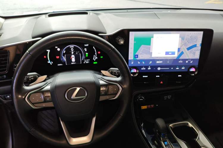 Used Lexus NX New Energy 2023 400h+ Comfort Edition Center Console