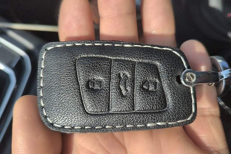 Used Volkswagen Magotan 2018 330TSI DSG Advanced Model Vehicle Key