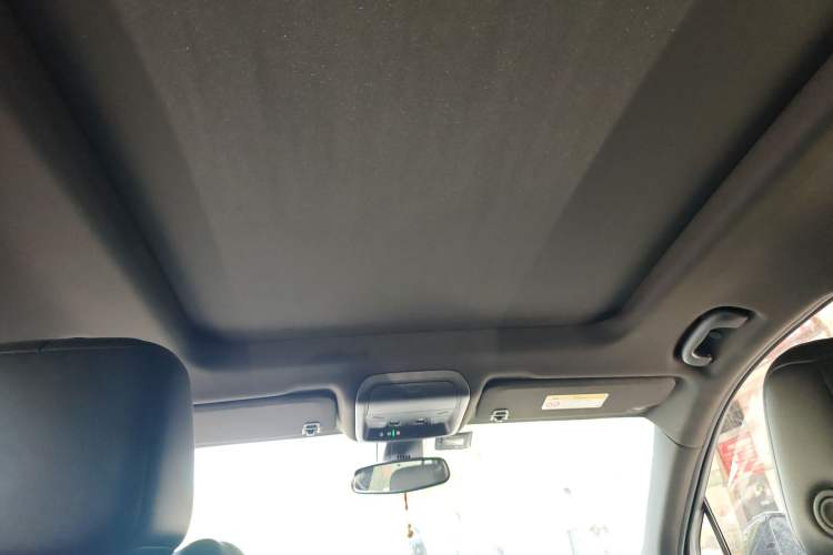 Used Cadillac XT6 2021 2.0T Six-Seater Four-Wheel-Drive Luxury Version Headliner