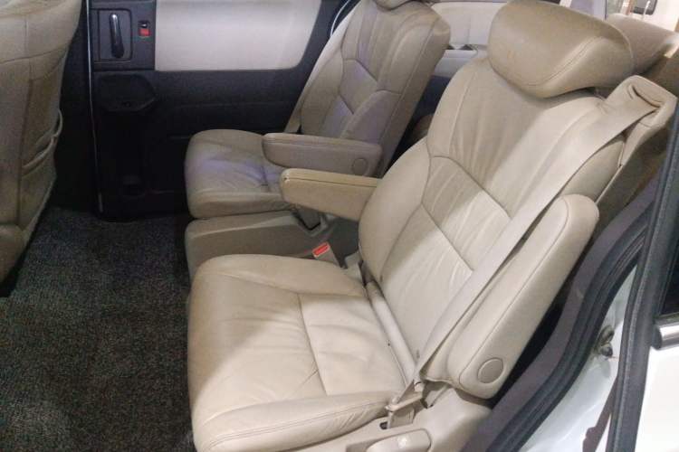 Used Honda Odyssey 2017 2.4L Luxury Edition Left Rear Seat