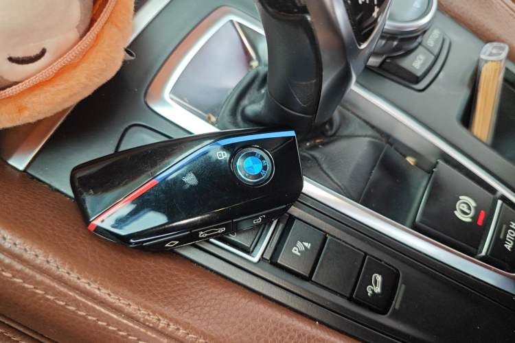 Used BMW X6 2015 xDrive35i Luxury Edition Vehicle Key