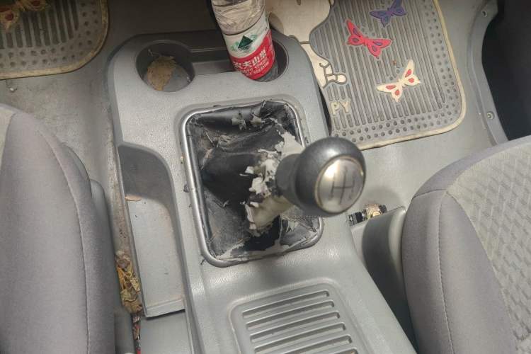 Used FORTHING Lingzhi 2013 M5 Q7 2.0L 7-Seater Long-Wheelbase Comfort Model