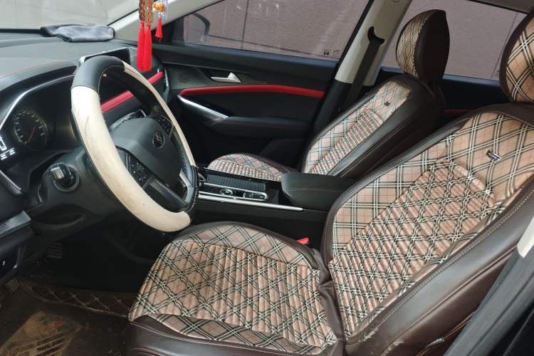 Used SOL X8 2021 300T DCT Comfort Edition 5 Seats
