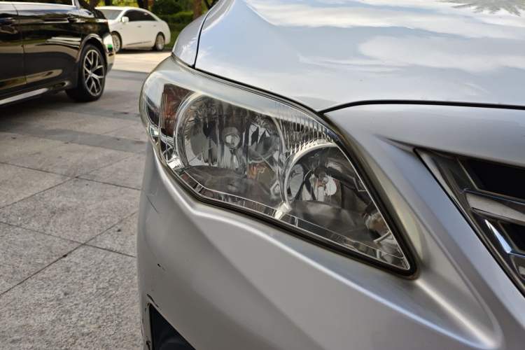 Used Toyota Corolla 2012 Luxurious Edition 1.6L Manual GL
