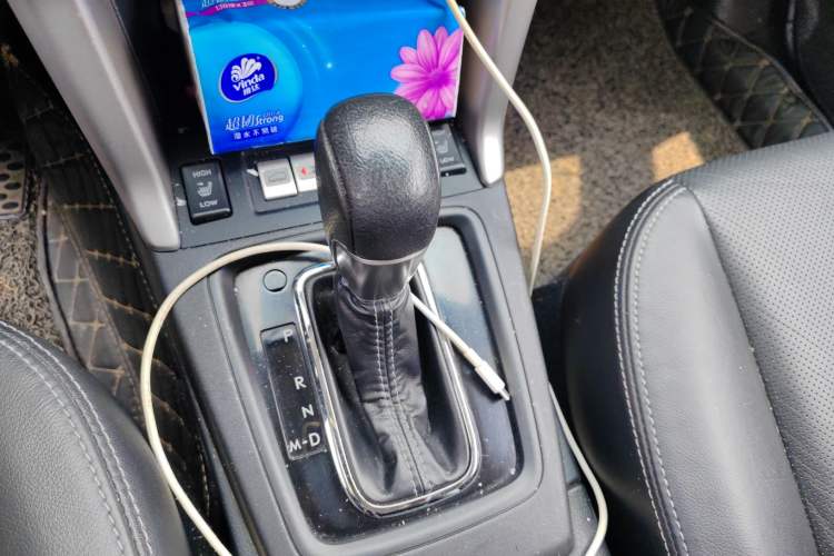 Used Subaru Forester 2013 2.5i Automatic Prestige Edition Gear Lever