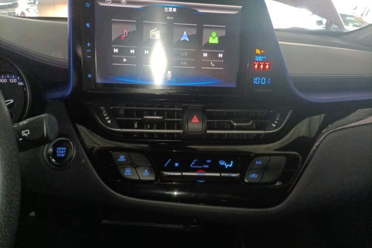 Used Toyota C-HR 2018 2.0L Leading with Sunroof China VI Standard