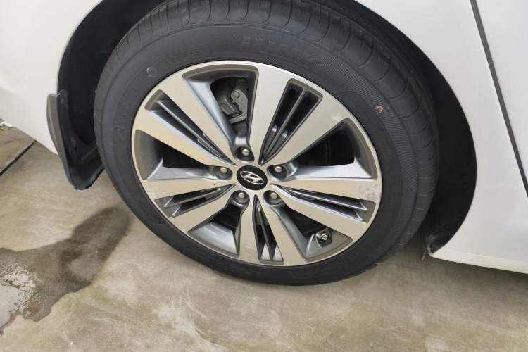 Used Hyundai Mistra 2014 1.8L Automatic Deluxe DLX Model