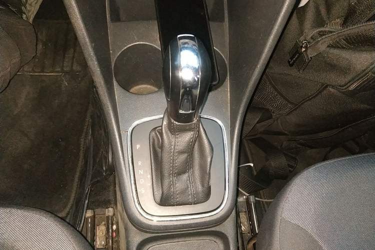 Used Volkswagen Polo 2014 1.6L Automatic Comfort Edition