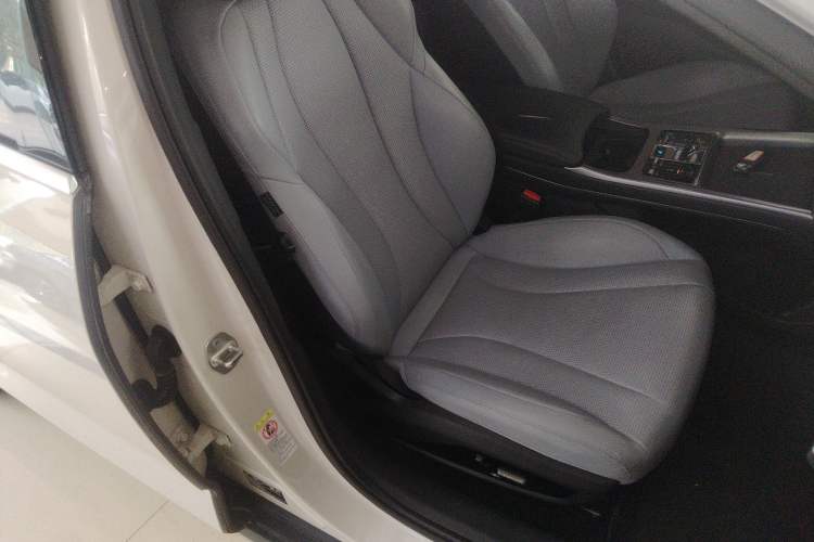 Used BYD Seal 2023 DM-i 1.5L 121km Luxury Model
