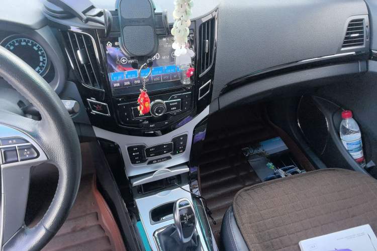 Used BYD e5 2016 300 Luxury Edition
