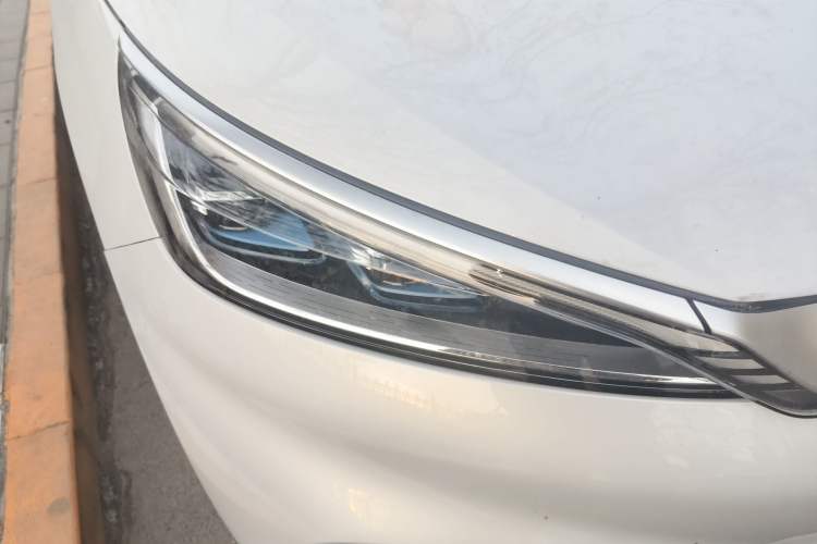 Used BYD Yuan PLUS 2022 510 km Flagship Version Right Front Headlight
