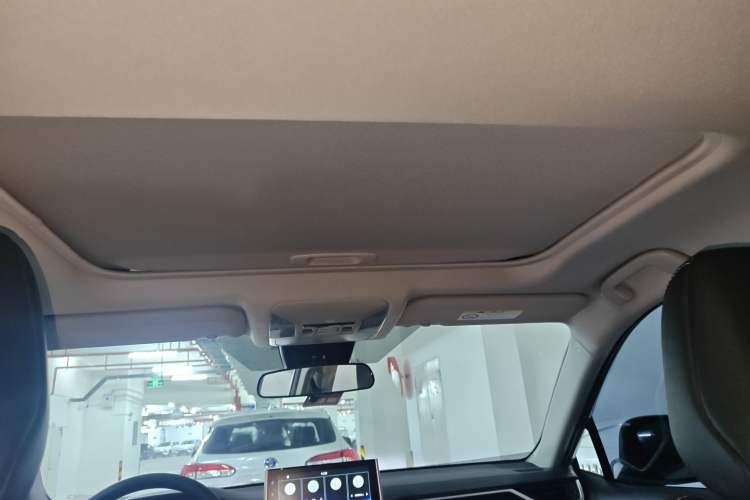 Used Toyota Wildlander 2020 2.0L CVT Two-Wheel Drive Luxury Edition Headliner